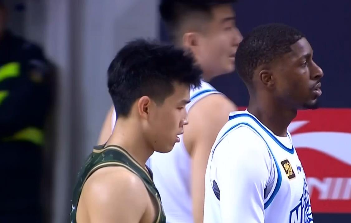 九游体育-姆巴佩迎来五赛季出色发挥，切尔西观众热烈欢呼！-九游体育